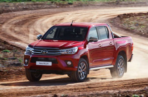 Toyota Hilux нового поколения: мощнее и надежнее