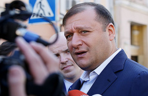 Скандал с регистрацией харьковской оппозиции вышел на всеукраинский уровень