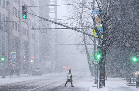 http://m1-n.bfm.ru/news/maindocumentphoto/2015/11/14/snow.jpg
