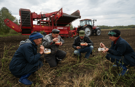 http://m1-n.bfm.ru/news/maindocumentphoto/2015/09/11/rabota.break.tass.png